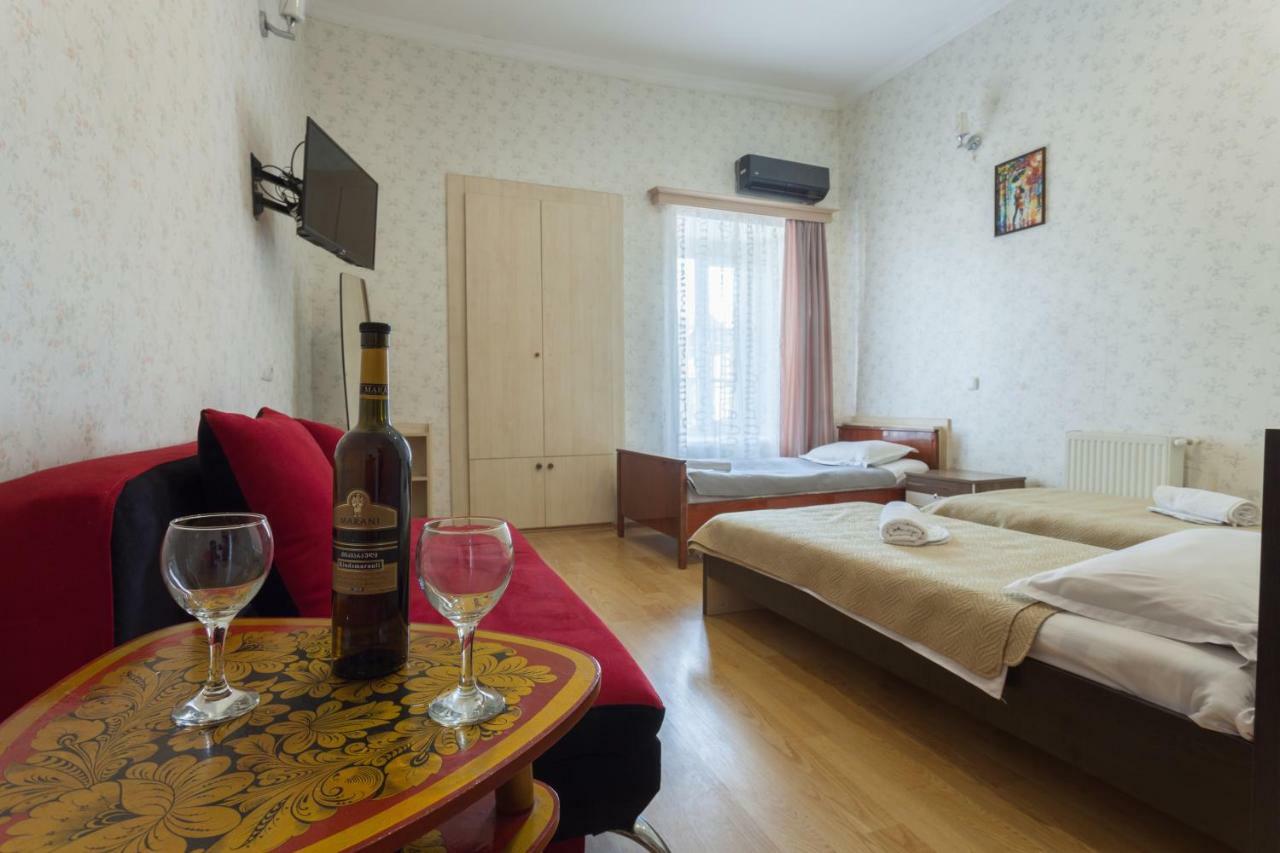 Guest House Ketrin Tbilisi Exterior foto